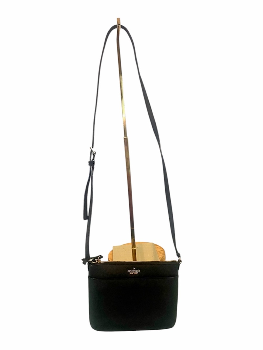 Kate Spade Crossbody Black
Saffiano Leather Purse.
